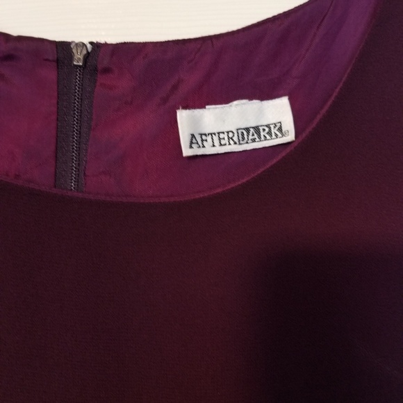 Dress - Picture 2 of 4